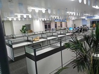 Ensembles modernes multi-meubles Espaces Coworking Bon prix Espace de travail ouvert Bureau Bureau