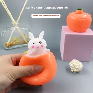 TikTok inspiré <span class=keywords><strong>EVA</strong></span> carotte lapin presser écureuil tasse jouet éducatif outil de soulagement du Stress pour l'âge 5 7 ans en gros en stock - Product Image 2