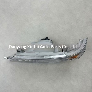 Fari per Hino DUTRO <span class=keywords><strong>Serie</strong></span> HINO 300 <span class=keywords><strong>2003</strong></span> per <span class=keywords><strong>Serie</strong></span> DYNA - Modello DYNA HIINO300 12V 55W - Product Image 4