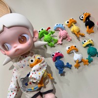 Mini poupée à câliner, Poupée Clown Canard à long cou, Crochetée à la main, Vêtements et accessoires pour poupée Zsiga, Petite tenue en tissu pour BJD, Miniature 6 points 1:6