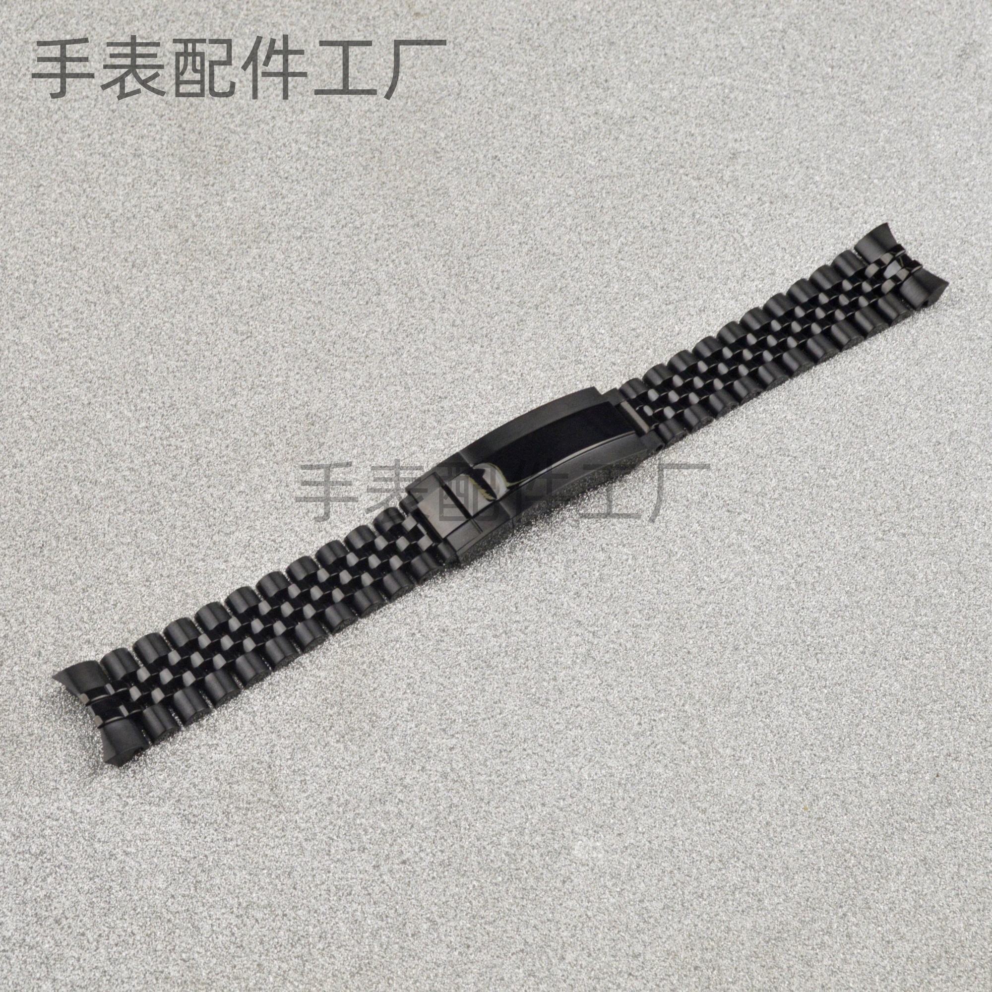 ลูกปัดห้าเม็ดสีดำ