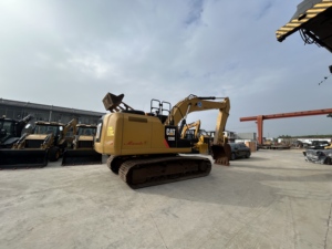 Excavadora de cadenas CAT 320E de segunda mano, origen Japón, 20 toneladas, pocas horas de uso, para minería, granjas, carreteras y terraplenes. - Product Image 2