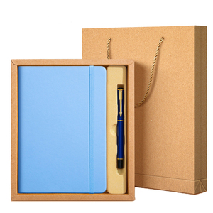 Ensemble Cadeau Personnalisé d'<span class=keywords><strong>Articles</strong></span> Promotionnels: T-shirt, Casquettes et Carnet de Notes en Coton – <span class=keywords><strong>Articles</strong></span> Publicitaires, Cadeaux d'Entreprise et Souvenirs - Product Image 2