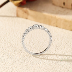 Bague en argent S925 avec diamants, sertissage clos, taille brillant rond, classique, pour femme - Product Image 6