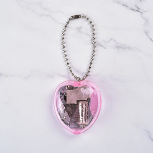 Llavero de acrílico transparente y colorido con forma de caja de música, llavero con forma de corazón, regalo bonito para niños, accesorio musical - Product Image 2