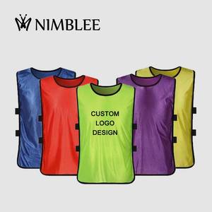 儿童青少年彩色标志设计足球训练背心经济型足球队训练围兜可定制足球服 - Product Image 1