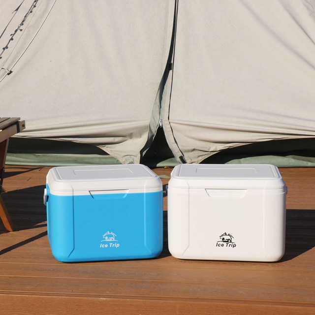 Wholesale High Quality 18L Ice Chest Cooler Box Insulated Hard Cooler for Camping