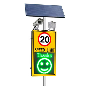 كاميرا كاشفة للسرعة تعمل بالطاقة الشمسية 12 فولت 120 واط مع إشارات مرور للسلامة على الطرق مصنوعة من الفولاذ المجلفن للاستخدام الخارجي - Product Image 1