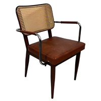 Chaise de salle à manger en rotin avec accoudoirs, siège rembourré en cuir PU, structure en bois, accents métalliques pour la salle à manger