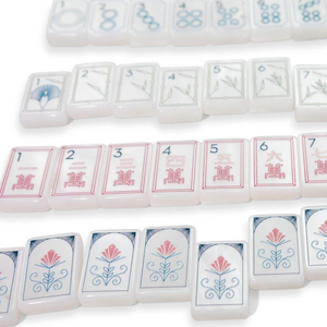 <span class=keywords><strong>Mahjong</strong></span> haut de gamme en cristal blanc, 160 tuiles, ensemble de luxe en acrylique gravé durable, idéal pour les adultes et les soirées. - Product Image 4