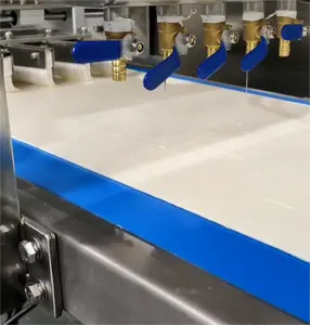 Prezzo di fabbrica CE compatto completamente automatico linea di produzione di torta di carne sfoglia linea di produzione alimentare di pasticceria professionale personalizzabile