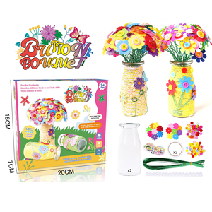 <span class=keywords><strong>Fai</strong></span> <span class=keywords><strong>da</strong></span> <span class=keywords><strong>te</strong></span> crea il tuo Bouquet di fiori con bottoni e fiori di feltro - Product Image 1