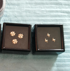 Gemas de dientes de oro sólido de 14K y 18K, joyería de dientes brillante personalizada para salón de blanqueamiento dental, superventas - Product Image 4