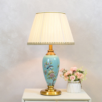 Fleur et oiseau américain Lampe de table en céramique Créativité Salon Chambre à coucher Étude Hôtel ingénierie Lampe de bureau