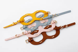 <span class=keywords><strong>Harnais</strong></span> réglable <span class=keywords><strong>anti</strong></span>-évasion pour chat collier luxueux en cuir pour animaux de compagnie sangle de poitrine collier de chat <span class=keywords><strong>harnais</strong></span> laisse pour chiens - Product Image 2