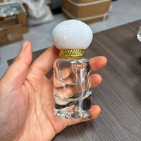 Botol Parfum Desain Mewah 2026 30ml Kemasan Silinder Perawatan Kulit Botol Semprot Kosong Hadiah