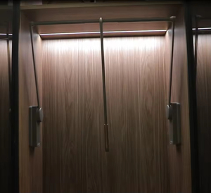 <span class=keywords><strong>Armario</strong></span> de pie de lujo ecológico con <span class=keywords><strong>espejo</strong></span> revestido y puertas de cristal, diseño moderno, tamaño y color personalizables, listo para taller. - Product Image 4