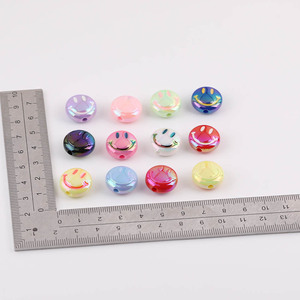 Cuentas acrílicas con cara sonriente, redondas, con orificio recto, para la fabricación de joyas, acabado chapado en colores aleatorios - Product Image 2