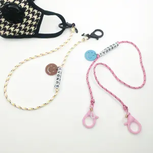 Kinderen Anti Verloren Kralen Lenzenvloeistof Karakter Ketting Touw Cord Strap Houder Lanyard Met Plastic Sluitingen Voor Gezicht Masking