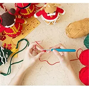 2.8 aiguilles émoussées à grands yeux fil à <span class=keywords><strong>tricoter</strong></span> Plus ensemble de crochets avec étui poignée ergonomique crochets aiguilles Kit de couture - Product Image 5