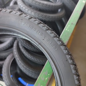 16 дюймов 16x2,125 велосипедная шина - Product Image 5