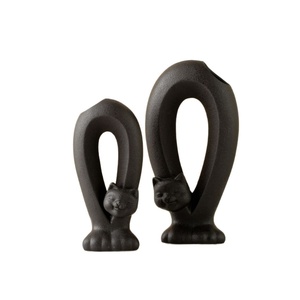 Ornements d'art en céramique abstraite blanche minimaliste moderne Décoration de maison haut de gamme; <span class=keywords><strong>Pot</strong></span> de fleur en porcelaine pour usage de bureau intérieur Art déco - Product Image 5