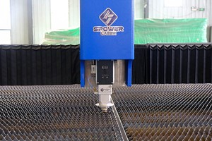 Fabricante Chino de Máquina de Corte Láser de Fibra para Chapa Metálica de Acero Inoxidable 3015 3000w de Alta Potencia - Product Image 3