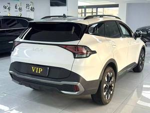 Voiture d'<span class=keywords><strong>occasion</strong></span> <span class=keywords><strong>Kia</strong></span> Sportage 2.0T 2023, édition <span class=keywords><strong>haut</strong></span> de gamme à deux roues motrices avec toit ouvrant panoramique, SUV bien entretenu - Product Image 4