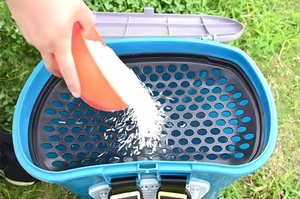 Esparcidor de semillas eléctrico de mano Cuidado del césped Emisor de semillas - Product Image 3