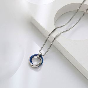 Collier unisexe style hip-hop européen et américain en acier inoxydable plaqué or, avec pendentif diamant géométrique à trois anneaux, tendance - Product Image 6