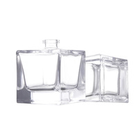 Vente directe usine – Flacons de parfum carrés en verre très demandés, 30ML, 50ML, 100ML, avec bouchon en bois et pulvérisateur à pompe