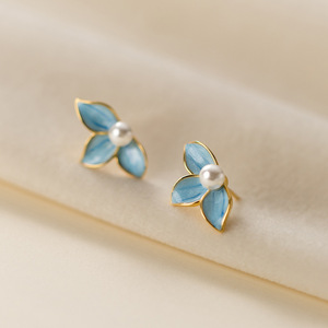 Nuovo Design <span class=keywords><strong>Orecchini</strong></span> a Perno Delicati in Argento Sterling 925 con <span class=keywords><strong>Perle</strong></span> Finte e Fiori Pendenti per Donne e Ragazze, Gioielli Carini M02375 - Product Image 3