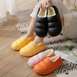 Moda personalizzata donna inverno caldo casa scarpe da interno pantofole di peluche per zoccoli di pelliccia donna