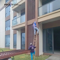Volets de pluie modernes sur mesure, fixes, ignifuges et ventilés pour usage extérieur en aluminium pour hôtels et entrepôts