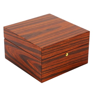 Custom Wooden Gift Box High-end MDF Lacquer Box Luxury Arab Perfume Gift Box Essential Oil Packaging