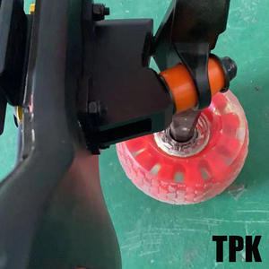 สเก็ตบอร์ดไฟฟ้าแบบถอดเปลี่ยนได้สำหรับรถบรรทุกสเกตบอร์ดออฟโรด - Product Image 6