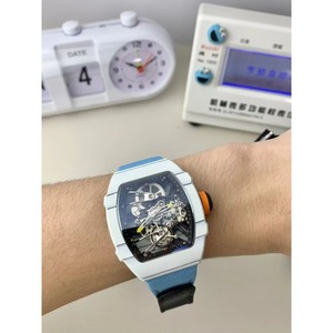 Nuevo Reloj Mecánico Automático de Lujo para Hombre, Estilo Urbano, con Tourbillon de Cerámica Calado, Resistente al Agua - Product Image 1