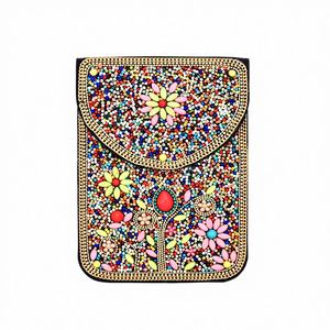 กระเป๋าโทรศัพท์สะพายข้างสไตล์โบฮีเมียนวินเทจ สายสั้น หนัง PU กันน้ำ - Product Image 1