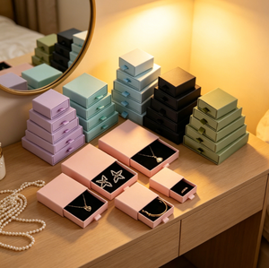 Boîte à bijoux en carton avec tiroir coulissant multicolore, insert en velours noir, logo personnalisé imprimé, petite boîte de rangement pour bijoux, boîte cadeau - Product Image 5