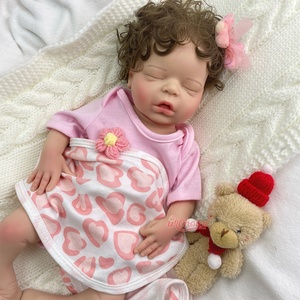 Muñeca <span class=keywords><strong>Reborn</strong></span> <span class=keywords><strong>de</strong></span> <span class=keywords><strong>Silicona</strong></span> Hecha a Mano <span class=keywords><strong>de</strong></span> 45 cm, Bebé Recién Nacida con Peso Real y Cabello, Regalo <span class=keywords><strong>de</strong></span> Cumpleaños para Futuros Padres y Enamorados - Product Image 2