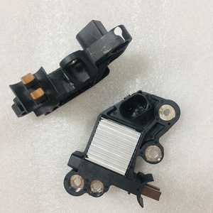 Pour MERCEDES-BENZ E200 E260 Pièces d'<span class=keywords><strong>alternateur</strong></span> moteur A0041544106 0041544006 pour régulateurs d'origine Bosch 0272220839 1986AE0024 - Product Image 3