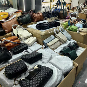 Colección al por mayor de bolsos, bolsos cruzados con logotipo personalizado directo de fábrica, estilos de moda internacional - Product Image 1