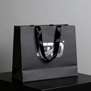 Sacs de shopping de luxe blancs recyclables pour boutique, emballage personnalisé avec logo imprimé, sac en papier personnalisé pour cosmétiques - Product Image 3