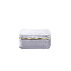 Custom logo small gift velvet necklace box portable travel case mini jewelry organizer box