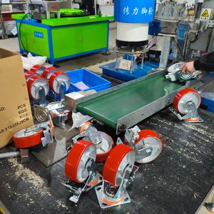 CMCL Eisenkern-Polyurethan-Lenkrolle für Aufbewahrungswagen, 5 Zoll, drehbar mit Bremsplatte, industrielle Schwerlast-Garagenschrankrolle - Product Image 2