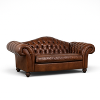 Sofá Chesterfield de 3 Plazas en Cuero Genuino |   Diseño capitoné vintage de estilo europeo |   Patas de Madera Rellenas de Espuma |   Salón Akku Art
