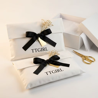Pochette enveloppe en mousseline de coton biologique avec ruban, logo personnalisé imprimé, sacs à poussière pour vêtements en coton calicot naturel avec rabat