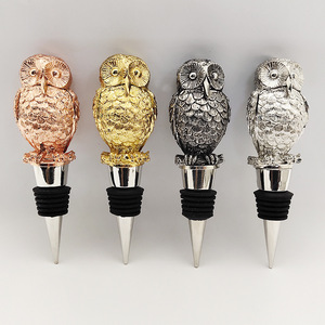 Bouchons de bouteille de vin rouge en alliage de Noël <span class=keywords><strong>personnalisé</strong></span> avec lettre en forme d'animal Led en acier inoxydable cristal <span class=keywords><strong>champagne</strong></span> liège - Product Image 4