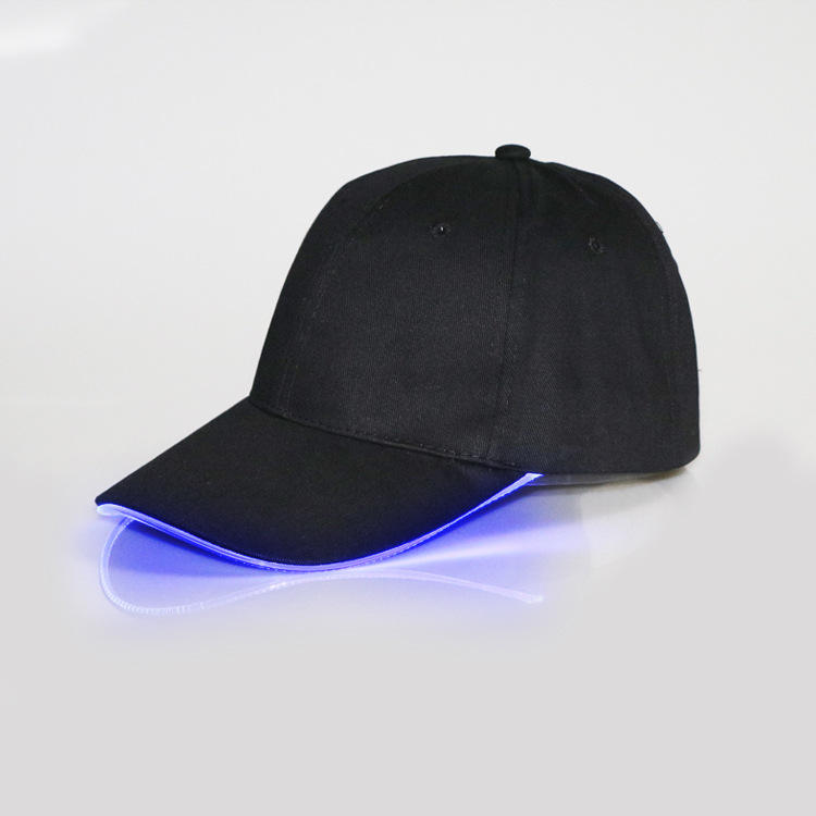 Chapeau noir bleu clair