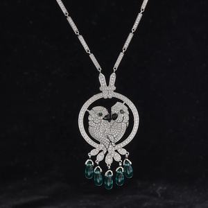 قلادة فاخرة للمراهقين مصنوعة من النحاس المطلي بالروديوم بتصميم الببغاء النيبالي - Product Image 5